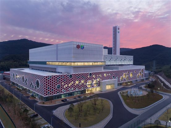 C:Users hinkpadDesktop中材節(jié)能研發(fā)生產(chǎn)的2x750td垃圾焚燒發(fā)電鍋爐成功應(yīng)用在寧波垃圾處置項(xiàng)目.jpg